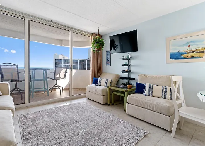 Holiday home Oceanfront Atlantis W Open Balcony & Bay Sunset Views *