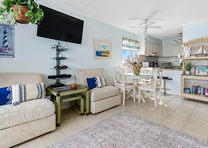 Oceanfront Atlantis W Open Balcony & Bay Sunset Views Holiday home *